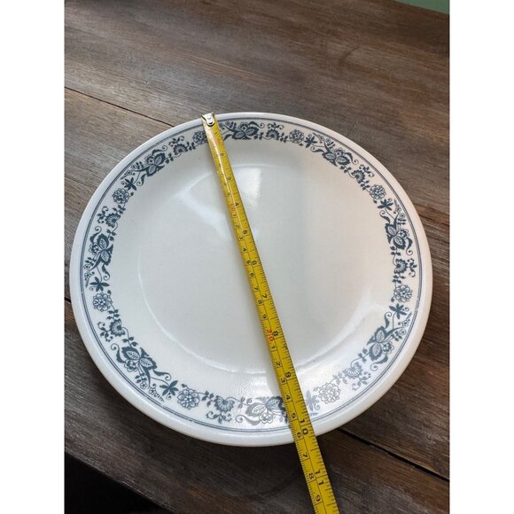 2 Vintage White Plates With Blue Floral Design 8" Diameter Dinnerware - Picture 3 of 9